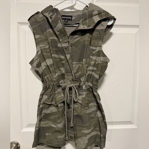 Zenana Outfitters Camouflage Hooded Vest